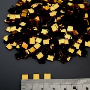 Mirror square shaped 5 x 5 mm.
